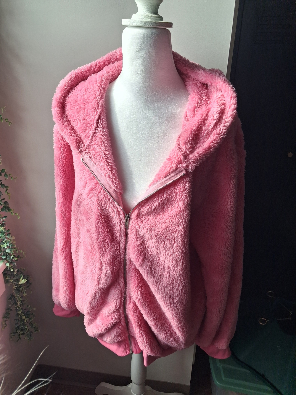 Plush Hooded Zip-Up Teddy Jacket - Pink Sz XL